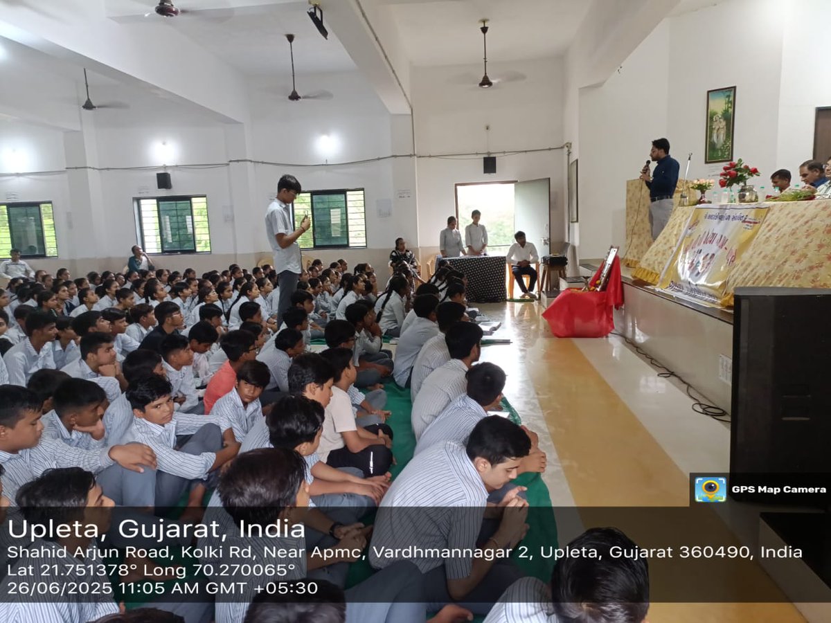 આજરોજ V.P. Ghetiya માધ્યમિક શાળામાં પ્રવેશોત્સવ કાર્યક્રમમાં હાજરી આપી બાળકોને શારીરિક,માનસિક તેમજ સામાજિક સ્વસ્થતા વિશે તેમજ સરકારશ્રીના વિવિધ આરોગ્ય પ્રોગ્રામ/યોજના બાબતે માહિતગાર કરવામાં આવેલ.
<a href="/CollectorRjt/">Collector Rajkot</a> 
<a href="/DDORAJKOT1/">District Panchayat Rajkot</a> 
<a href="/EduMinOfIndia/">Ministry of Education</a> 
<a href="/AyushmanNHA/">National Health Authority (NHA)</a> 
<a href="/MoHFW_INDIA/">Ministry of Health</a> 
<a href="/NHMGujarat/">NHM Gujarat</a>