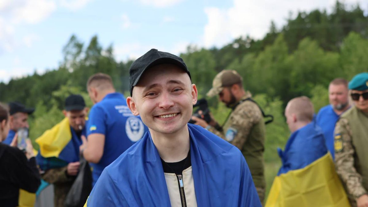 army_tv_ua's tweet image. ⚡ Україна та росія провели черговий обмін полоненими
🪖 Додому повертаються воїни Збройних Сил, Національної гвардії, Державної прикордонної служби. Більшість із них були в полоні з 22 року.
