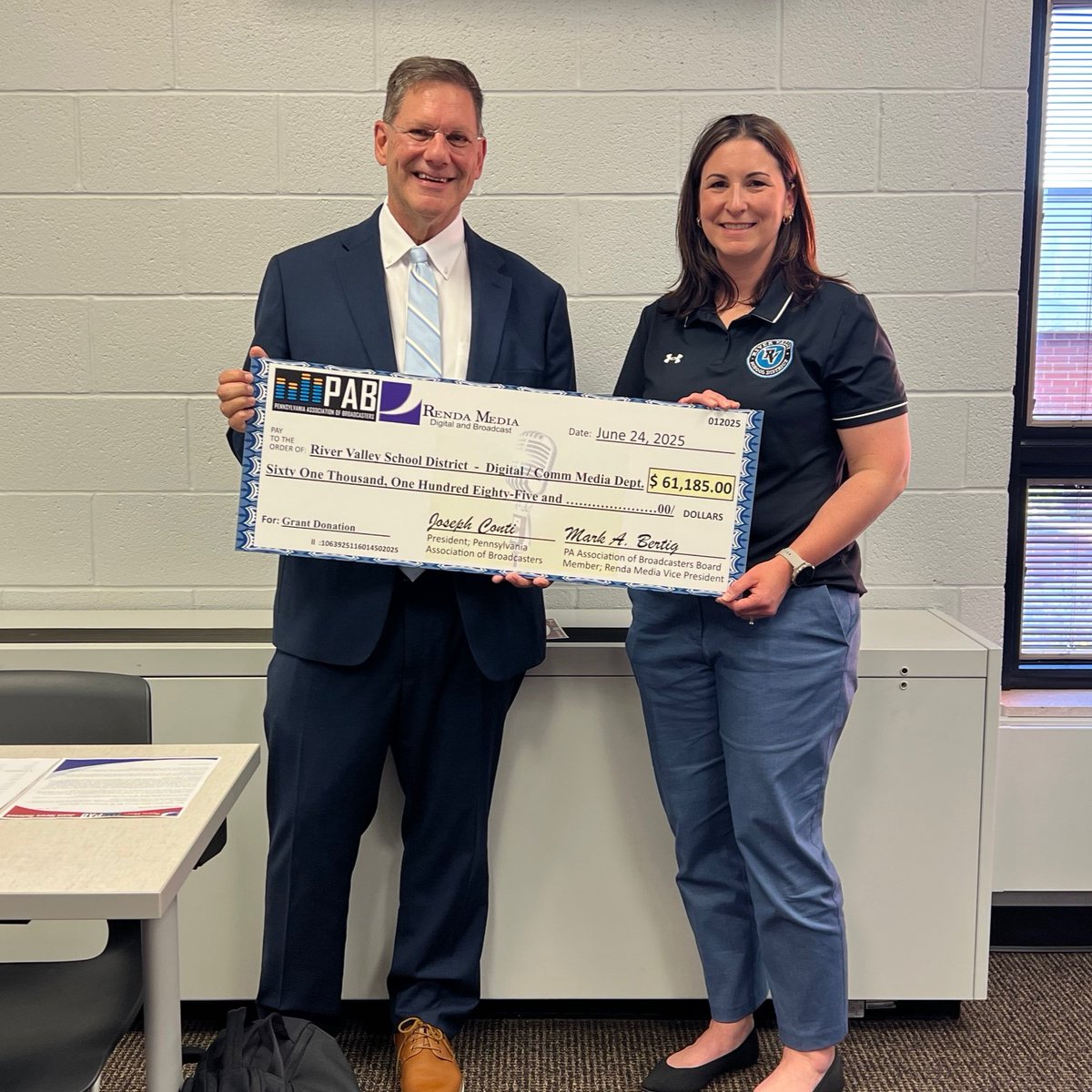 River Valley School District (@rvsdpanthers) on Twitter photo Thank you to <a href="/PABroadcasters/">Pennsylvania Association of Broadcasters</a> and Renda Media VP Mark Bertig for supporting our students in digital media! This grant will bring state-of-the-art production equipment to our students. 🎬🎧
<a href="/RVSDSuper/">Philip Martell</a> <a href="/STEAMDirector/">River Valley STEAM Academy</a> <a href="/AM1160WCCS/">AM 1160 WCCS</a>
ow.ly/bjpy50WgOpi Thank you to <a href="/PABroadcasters/">Pennsylvania Association of Broadcasters</a> and Renda Media VP Mark Bertig for supporting our students in digital media! This grant will bring state-of-the-art production equipment to our students. 🎬🎧
<a href="/RVSDSuper/">Philip Martell</a> <a href="/STEAMDirector/">River Valley STEAM Academy</a> <a href="/AM1160WCCS/">AM 1160 WCCS</a>
ow.ly/bjpy50WgOpi
