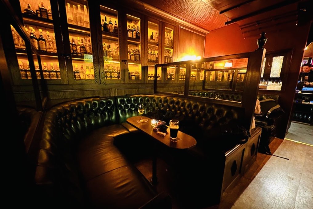 Also at the Devonshire…

Literally behind the bar (you'll need to get permission/be asked to come across), you'll find not one, but three snugs. 

Other than a seat up at the bar, these are the best seats in the house. 
Ideally, you'll want the snug that's closest to the bar.