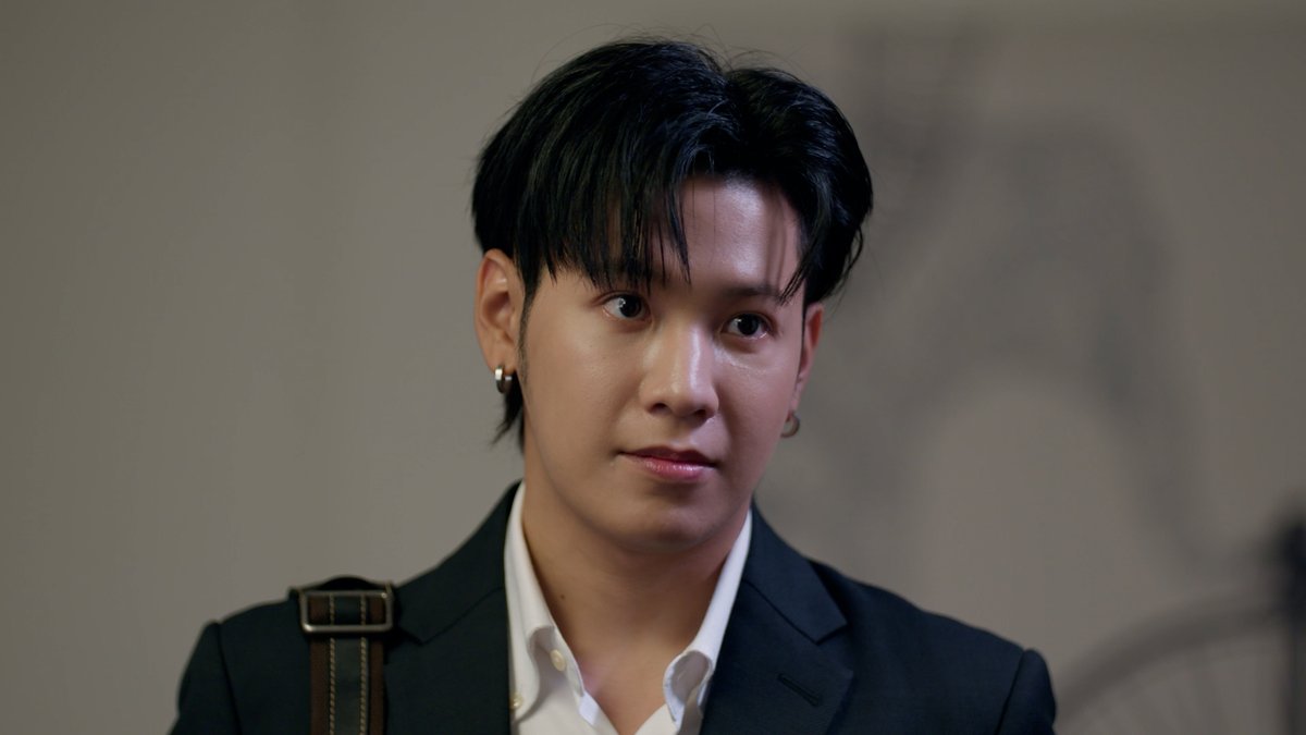 GMMTV's tweet photo. พี่ตามจะถอยเหรอคะ!!?
#TheExMorningEP6
@kristtps @stjinx_maya @ohmthitiwat https://t.co/iwoWtRF0Vf