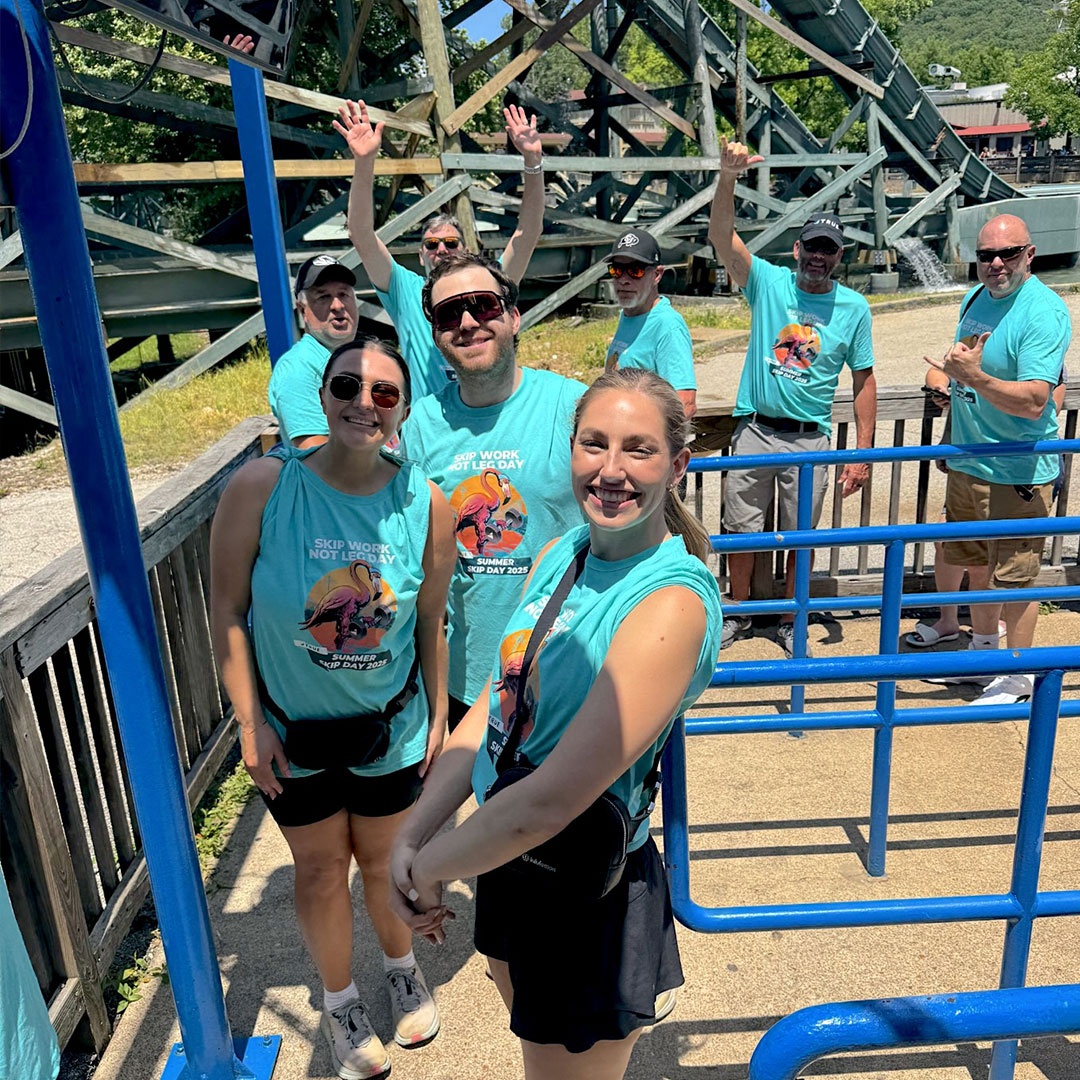 TRUEfitnesstech's tweet photo. At TRUE Fitness, our strength lies not just in our equipment, but in our people. 💪🏼 The TRUE Fitness crew traded treadmills for thrill rides for a day during an employee enrichment outing at Six Flags St. Louis! https://t.co/QbnvburU3G
