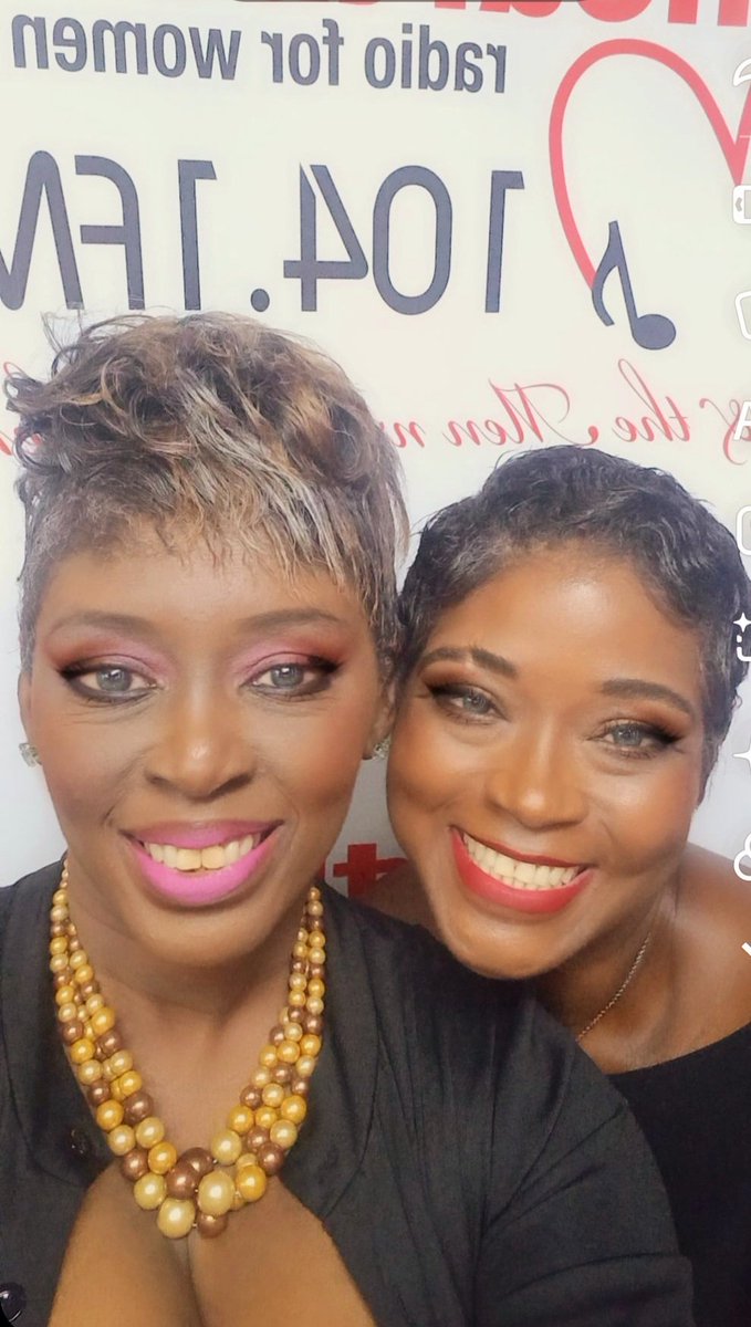 🎧📻 Yesterday morning, as the interview guest of Salene Griffith at Heartbeat Radio For Women 104.1 F.M, I had an engaging, contemporary-focused discussion on creative leadership in the 2020s heading to the 2030s and why emotional intelligence is imperative in leadership roles.