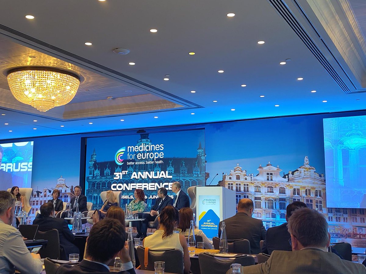 European Association of Hospital Pharmacists (@eahpofficial) on Twitter photo EAHP joined the 31st Annual Conference of <a href="/medicinesforEU/">Medicines for Europe</a>, with Roisin O’Hare sharing key insights on rethinking the pharmacy profession.
💬 “We must move beyond the mindset of ‘a pill for every ill’ and centre care around the patient.”
#EAHP #MedsforEU25 #HospitalPharmacy EAHP joined the 31st Annual Conference of <a href="/medicinesforEU/">Medicines for Europe</a>, with Roisin O’Hare sharing key insights on rethinking the pharmacy profession.
💬 “We must move beyond the mindset of ‘a pill for every ill’ and centre care around the patient.”
#EAHP #MedsforEU25 #HospitalPharmacy
