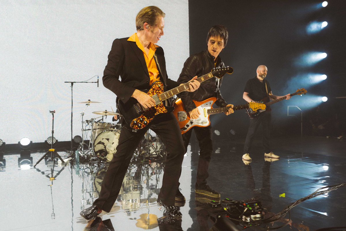 Franz Ferdinand (@franz_ferdinand) on Twitter photo Johnny is an inspiration. To hear his distinctive playing on our song is glorious. He’s elevated it in that way only he can. You can listen to Build It Up featuring <a href="/Johnny_Marr/">Johnny Marr</a> now.
📸 Nicholas O’Donnell Johnny is an inspiration. To hear his distinctive playing on our song is glorious. He’s elevated it in that way only he can. You can listen to Build It Up featuring <a href="/Johnny_Marr/">Johnny Marr</a> now.
📸 Nicholas O’Donnell
