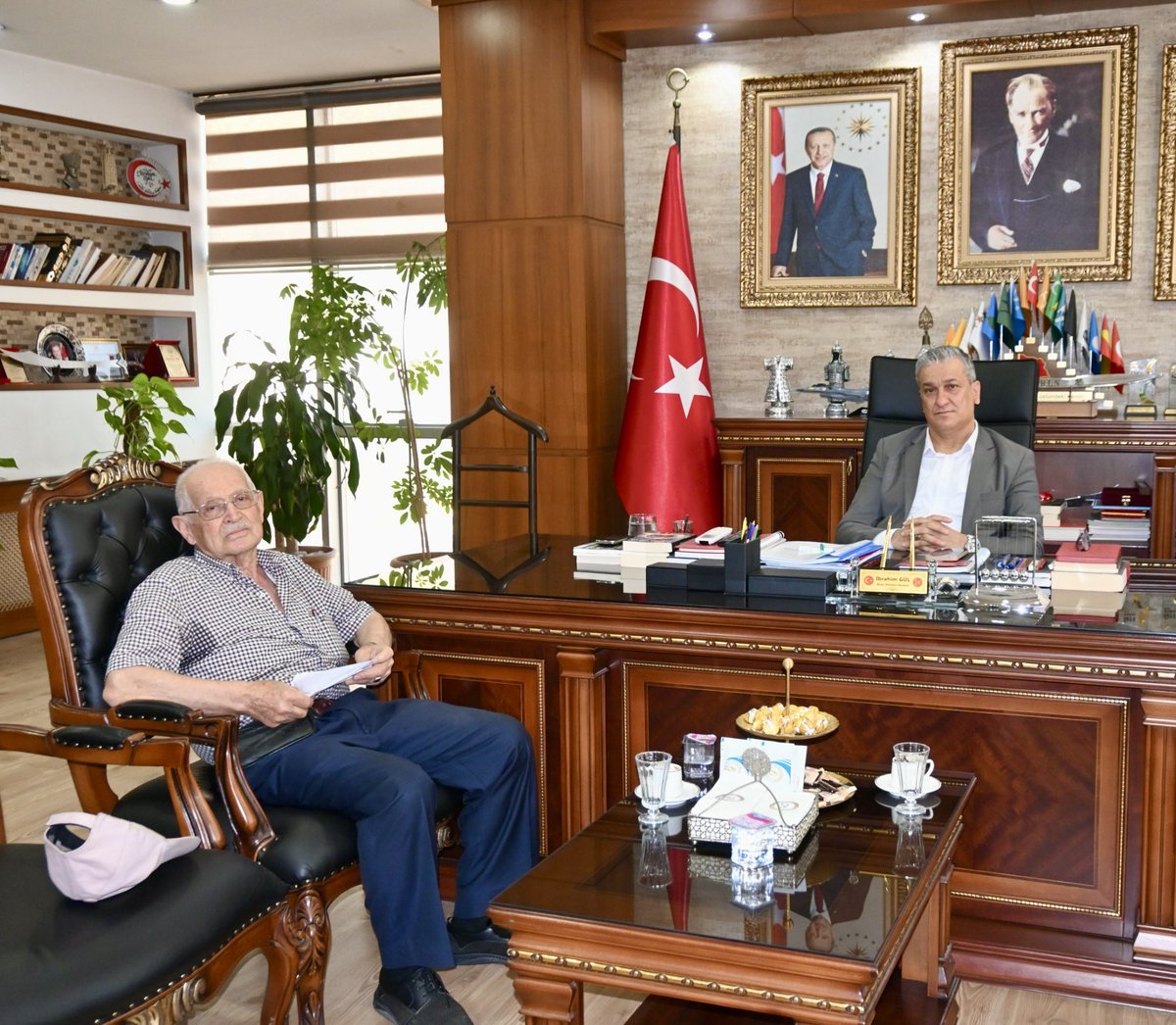 Alaaddin Ünal amcamıza, ziyaretinden dolayı çok teşekkür ederim.