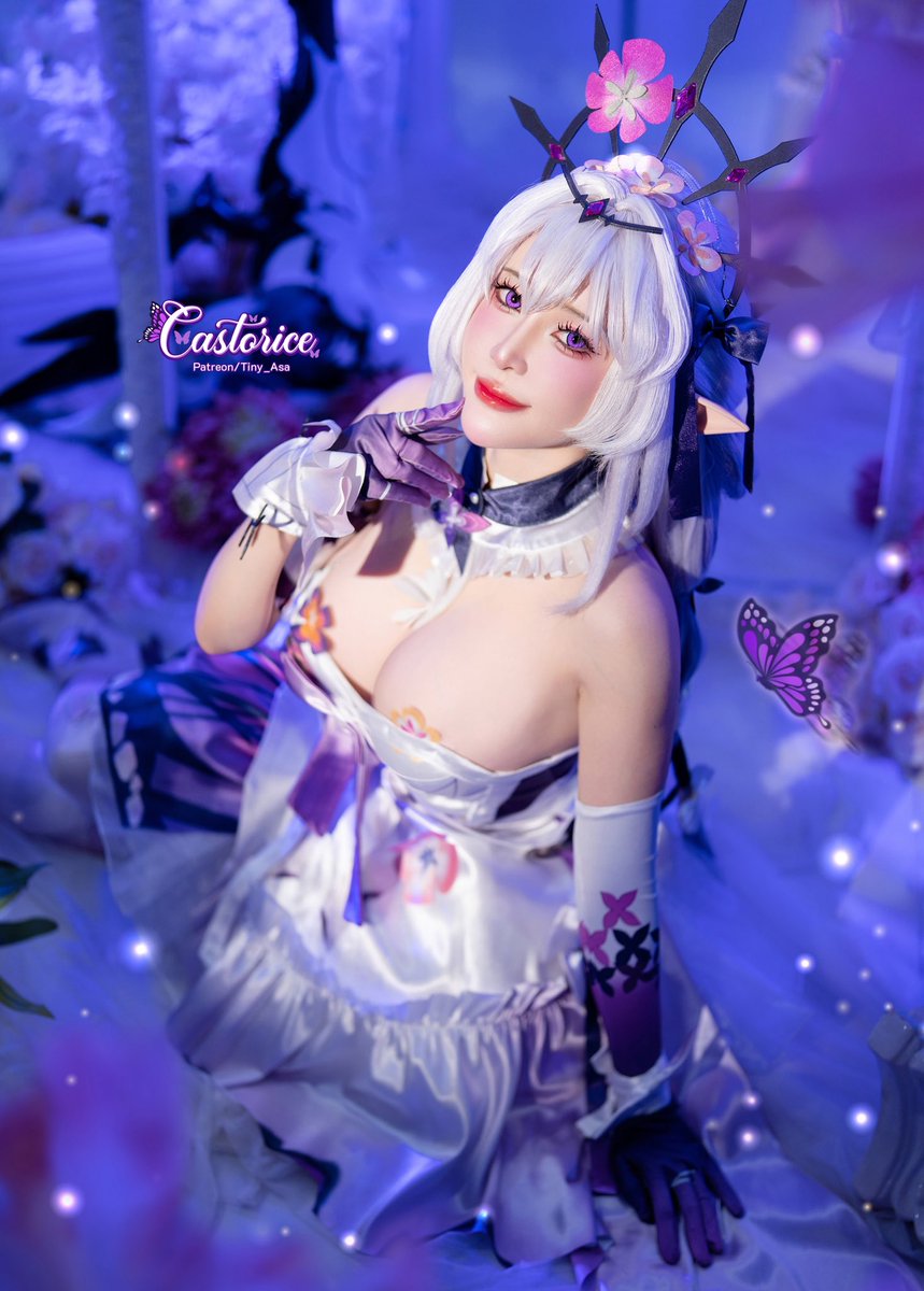 I heard that you fall in love with an elf? 
￼
Castorice of Honkai: Star Rail 
￼
#HonkaiStarRail #Castorice