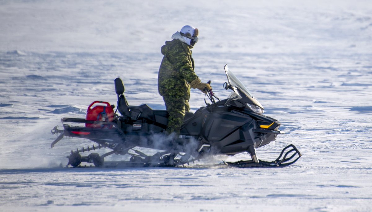 army_SM_armee's tweet image. #TBT to NOREX 25 in the Canadian Arctic, where soldiers from 31, 32 and 33 Canadian Brigade Groups showed grit, discipline, and skill training in the extreme cold. A #StrongProudReady One Army Team is what we need to defend our North.