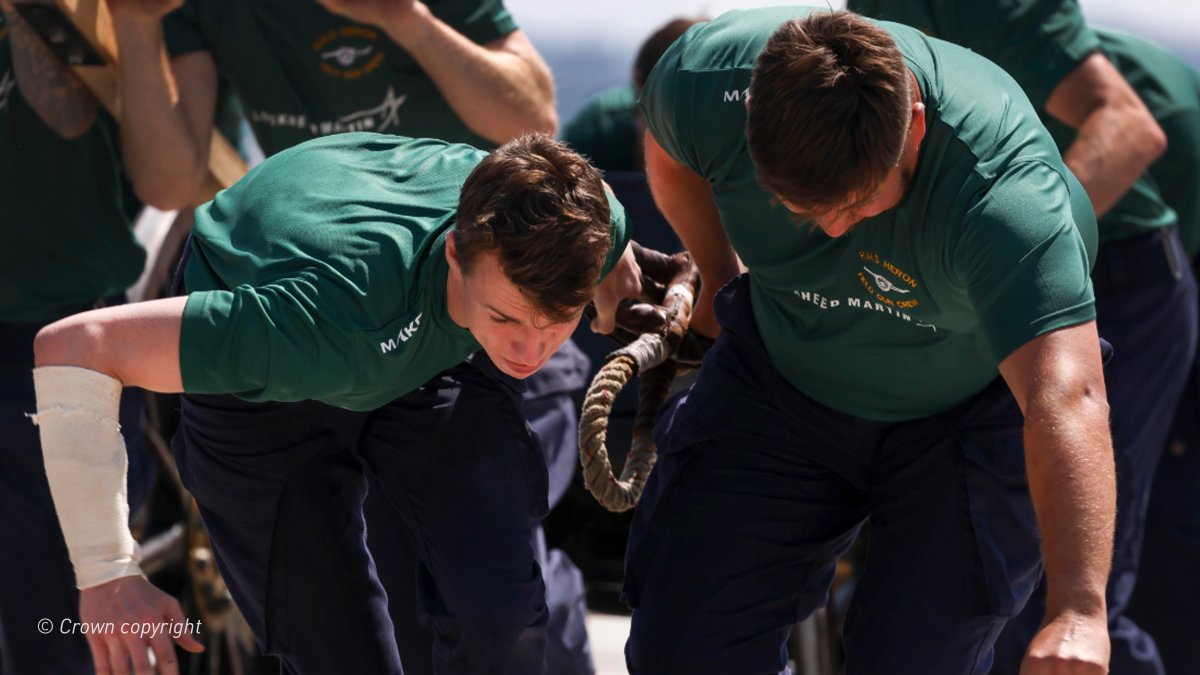 LMUKNews's tweet image. This weekend, teams from across the UK gather at HMS Collingwood for a major Field Gun event! We proudly sponsor Heron, Clyde, Seahawk, and REME. Expect teamwork and friendly rivalry on the parade ground! 💪