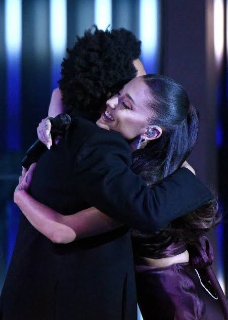 WeekndAccess's tweet image. Happy birthday to Ariana Grande! ⭐️💫