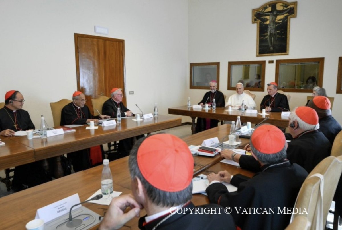 dianemontagna's tweet image. Pope Leo XIV this afternoon addressed the Ordinary Council of the General Secretariat of the Synod of Bishops, who are meeting today at the Vatican.
Here is an English translation of his remarks:
Dearest friends,
I am pleased to greet you on the occasion of the meeting of…