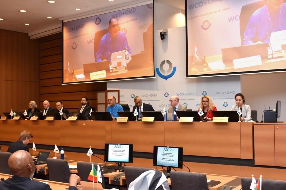 🔷Дэлхийн гаалийн байгууллагын дээд түвшний шийдвэр гаргах чуулганд ГЕГ-ын төлөөллүүд цахимаар оролцож байна

🔹Дэлхийн 186 орны төлөөллийг хамарсан ДГБ-ын дээд түвшний шийдвэр гаргах Зөвлөлийн чуулган 06 сарын 26-28-ны өдрүүдэд Бельги Улсын нийслэл Бруссель хотноо болж байна.