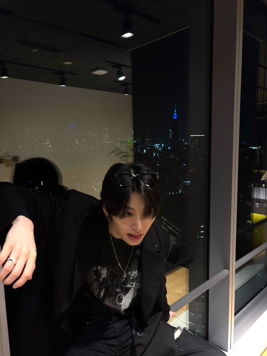 혼자이런 간지사진찍은 거 솔직히뿜이야