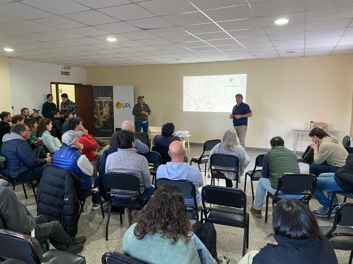 🟢 Programa Regionales | Reunión de Nodo Sur

Acompañamos a nuestras regionales en su encuentro de nodo en donde intercambiamos novedades institucionales, digitalización con Aapresid Conecta, ¡y más!

<a href="/TandiliaReg/">Aapresid Tandilia</a>  <a href="/AapreMDQFangio/">Aapresid MDQ-JM Fangio</a> <a href="/AapresidBB/">Aapresid BahíaBlanca</a> <a href="/aapresidneco/">Aapresid Necochea</a> <a href="/RegAapresidTsAs/">Aapresid TresArroyos</a>