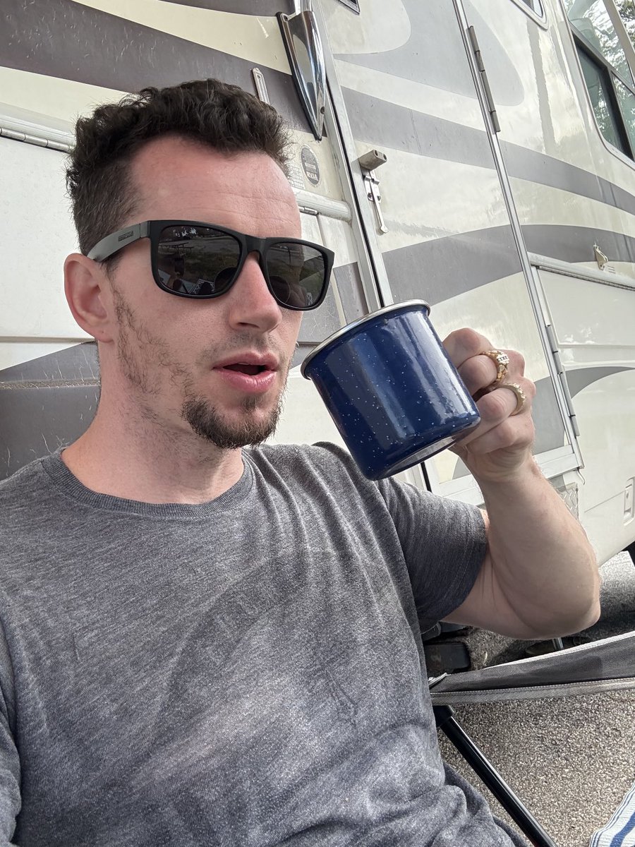Enjoyin that morning coffee about to u$e you for My gain. In then dms gush for Me. #findom