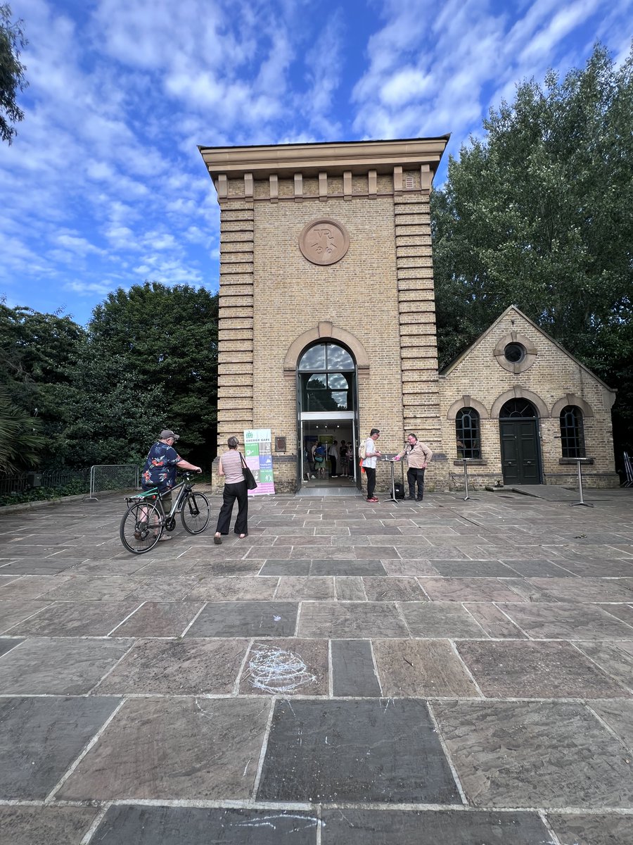 CREWEnergyLDN's tweet image. Pump house turned community powerhouse ⚡️🙌
A huge thank you to all of our guests, panellists, speakers and co-organisers for spending a rather hot evening with us in Battersea Park celebrating all things community energy in South London this #LCAW2025 🌳