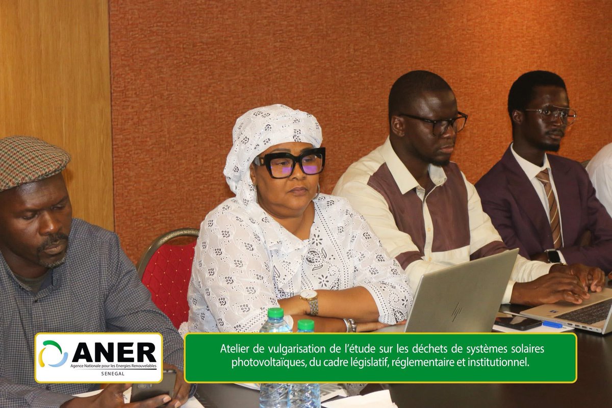 stecsservice's tweet photo. ✨.
Ce jeudi 26 juin 2025 à Azalaï Hôtel Dakar, l'ANER a organisé un atelier d'envergure consacré à la gestion des déchets de systèmes solaires photovoltaïques, du cadre législatif, réglementaire et institutionnel https://t.co/hIItYJ9FJO