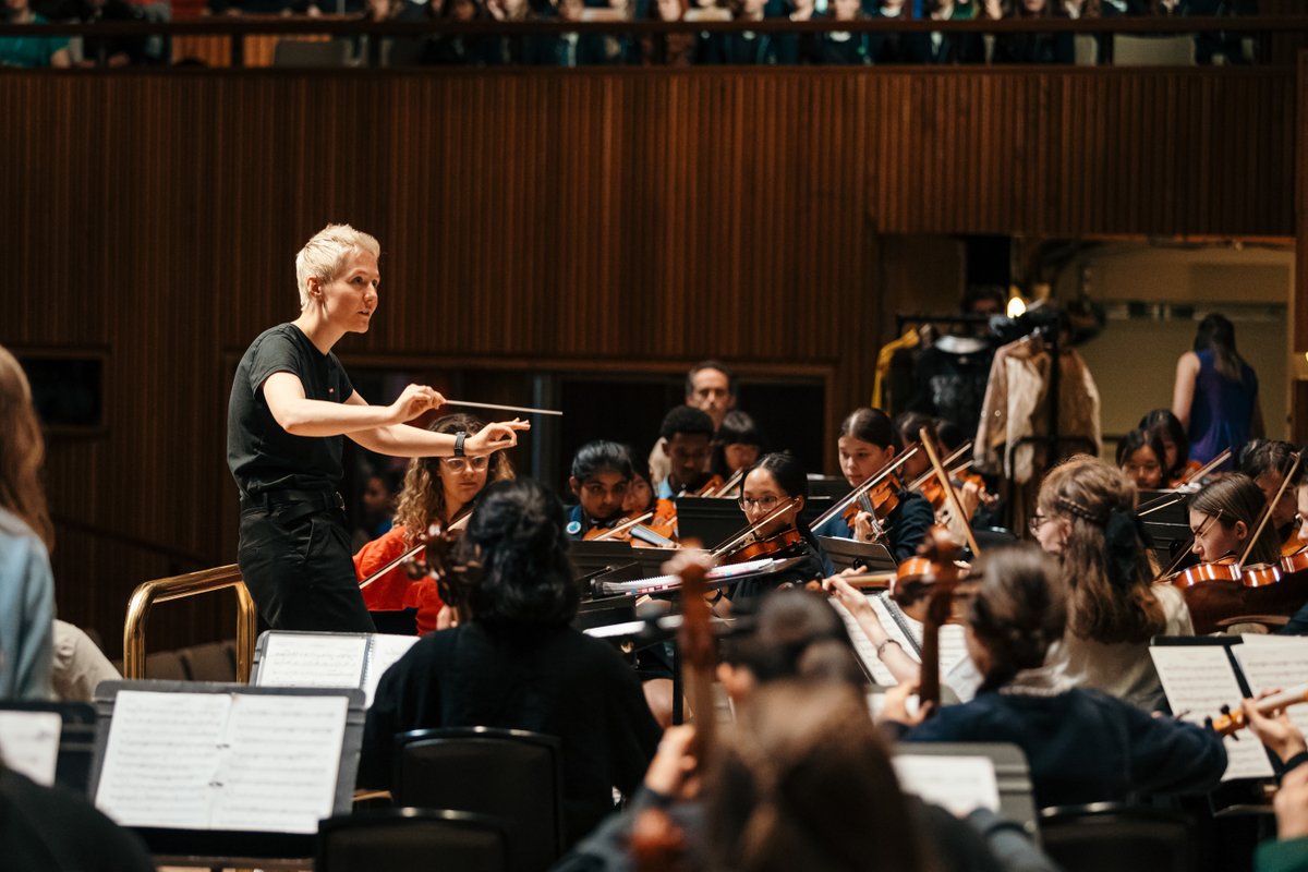 UnitedLearning's tweet image. This week, pupils lit up the @southbankcentre Royal Festival Hall in the London regional performance of the #MagicFlute.
They sang alongside opera singers & played in the orchestra 🎶
Well done everyone👏
Thanks @Tim_Hills_Photo for these fab pictures 📸
@United_Music1