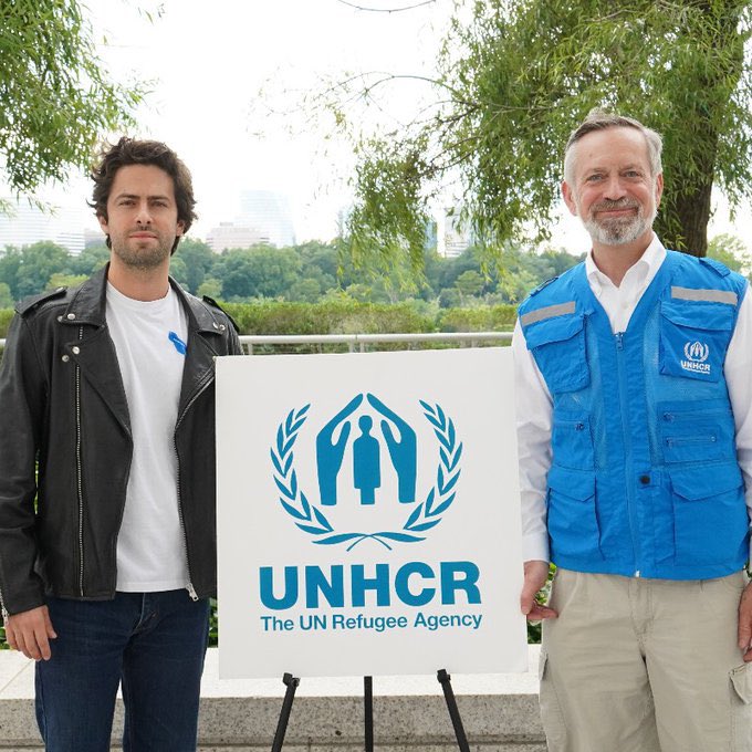 MattReynoldsDC's tweet image. We greatly value our partnership with the talented singer-songwriter @LlosaSebastian.
Sebastián, thank you for your steadfast support for refugees and @kencen for hosting! youtube.com/live/zTRYGCDX-…