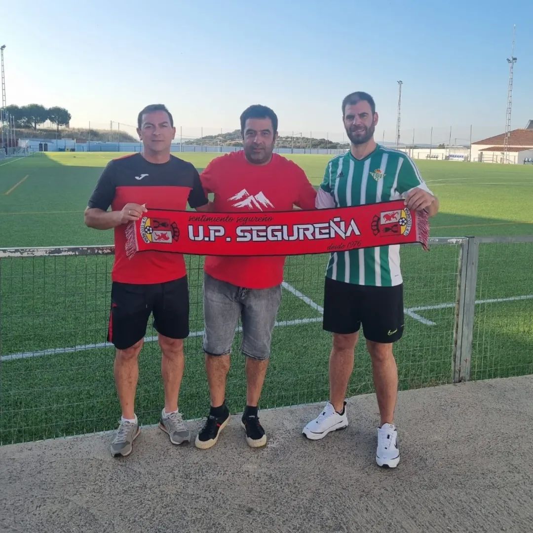 Banquillo 2°Extremeña 

Pedro Aguilar nuevo entrenador del <a href="/UPSegurena/">U.P. Segureña</a> para la temporada 25/26