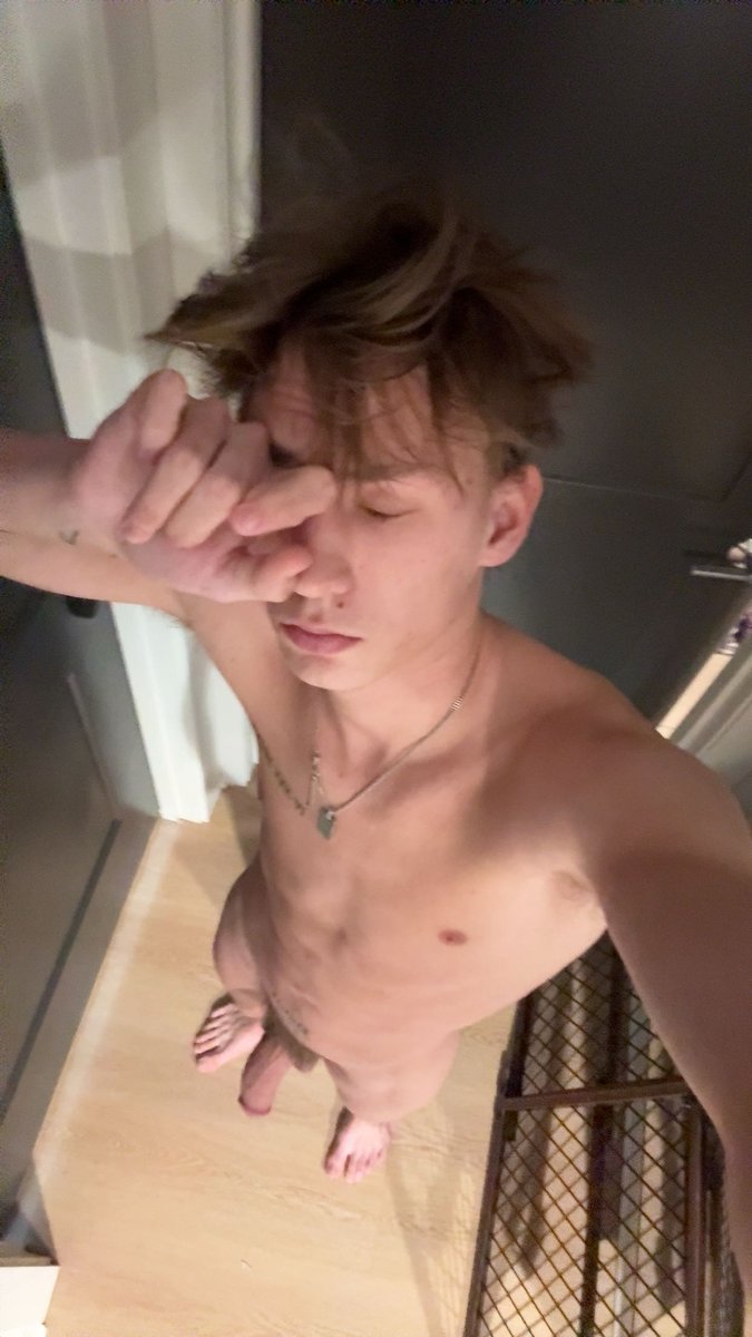 Woke up a little tired, but at least my dick is still big 😏