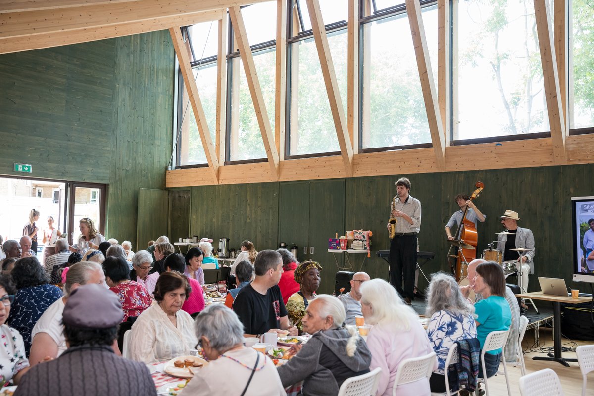 H&F Council (@lbhf) on Twitter photo Our latest Silver Social event took place this week at <a href="/SeaccFulham/">SEACCFulham</a>, with live music, bingo, a raffle, and a tasty lunch!
Our Silver Socials are fun, free meet ups for older residents who are feeling isolated, vulnerable or lonely. Find out more here: lbhf.gov.uk/community/silv… Our latest Silver Social event took place this week at <a href="/SeaccFulham/">SEACCFulham</a>, with live music, bingo, a raffle, and a tasty lunch!
Our Silver Socials are fun, free meet ups for older residents who are feeling isolated, vulnerable or lonely. Find out more here: lbhf.gov.uk/community/silv…