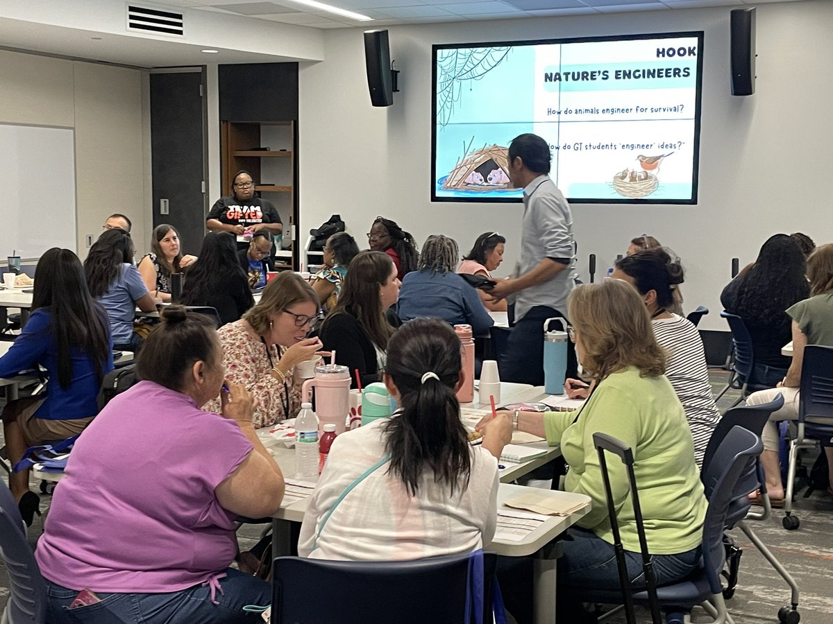 Region 10 Gifted tweet media