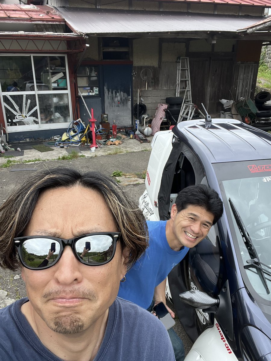 psennpai's tweet photo. 今日もハッチにお世話になっちゃう1日(⌒-⌒ありがとう!それにしてもここは宝の山だ
#ビーハウス #beehouse #NSR #コムスカスタム https://t.co/rD7lSBzjSy
