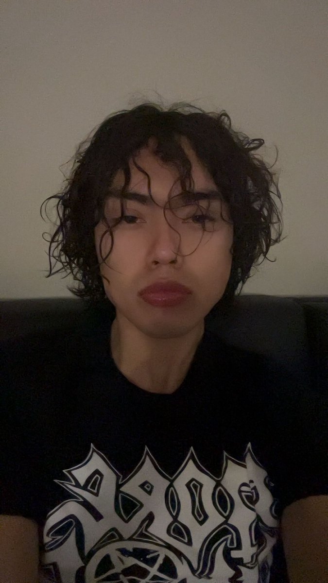 juné. +300 tweet media