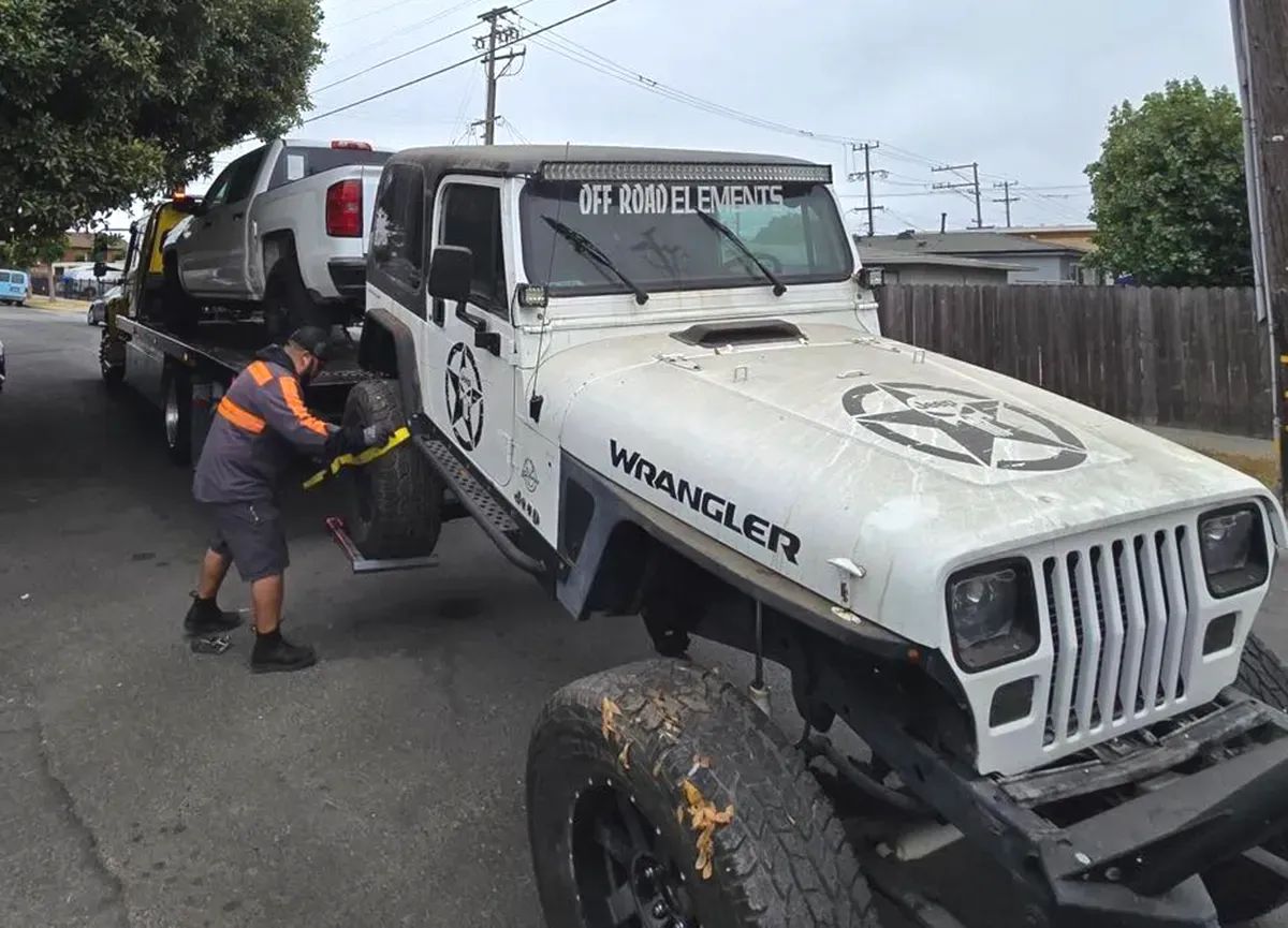 Cleanup operation – Richmond, CA, police tow away 71 abandoned and unregistered vehicles. "The operation was aimed at addressing community concerns over blight in the city." buff.ly/8zQ9m22