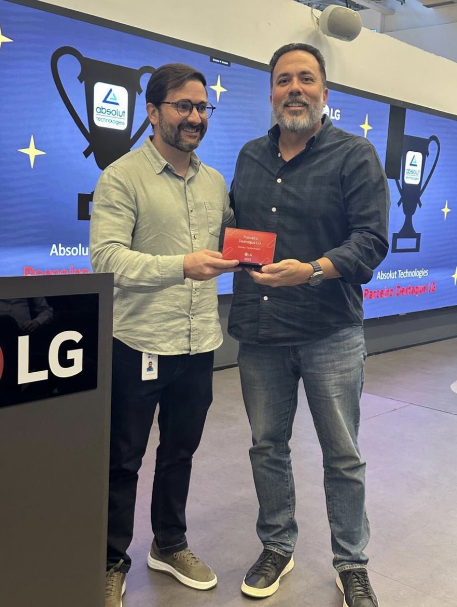 absolut_tech's tweet photo. Ontem (25/06/2025) vivemos um momento especial no evento exclusivo promovido pela LG para o time absolut!

Um dia de aprendizados, troca de conhecimento, novidades e que terminou com um motivo a mais para comemorar: fomos reconhecidos como Parceiro Destaque LG 2025! https://t.co/MILzFxOZrR