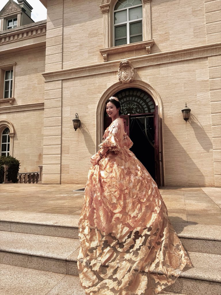 传出去，本人在《链上大玩家》出片出成女明星了！建议摄影师kaji <a href="/kajiweb3/">kajiQ</a> 搞个副业，千万不要被Web3埋没！

<a href="/JinseFinance/">JinSe Finance</a> <a href="/Web3Twinkle/">Twinkle</a> 
#链上大玩家 
#HashKeyChain #HSKChain #HSK