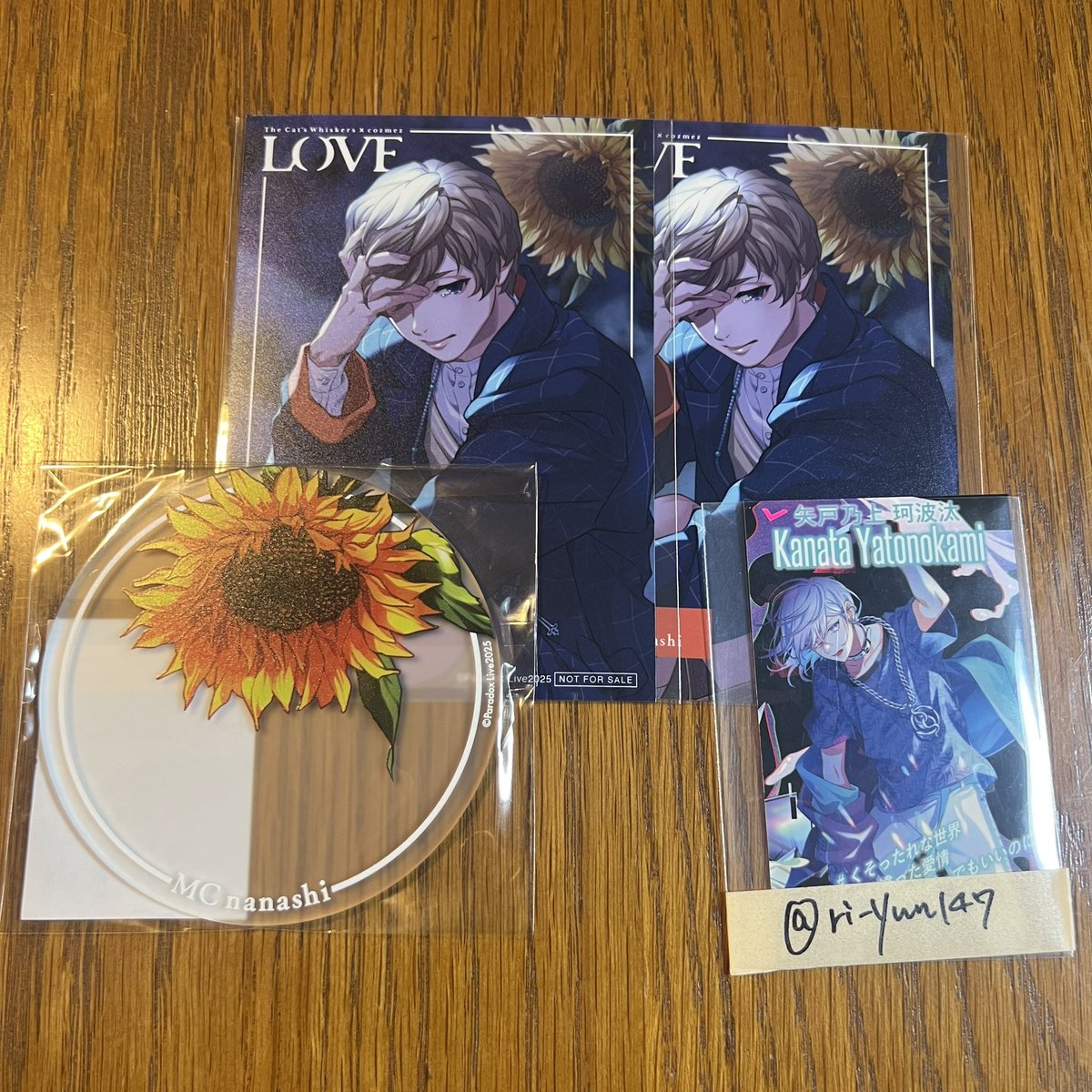 ri_yun147's tweet photo. @coco_kisatsutai はじめまして、こんばんは。
夜分遅くに失礼いたします。
当方画像のもの所持しております。
D賞珂波汰との交換は可能でしょうか？WCに関しましてはご不快でなければ2:1も可能になります。

難しいかと思いますがご検討よろしくお願いいたします！🙇‍♀️ https://t.co/B92bzsltfo