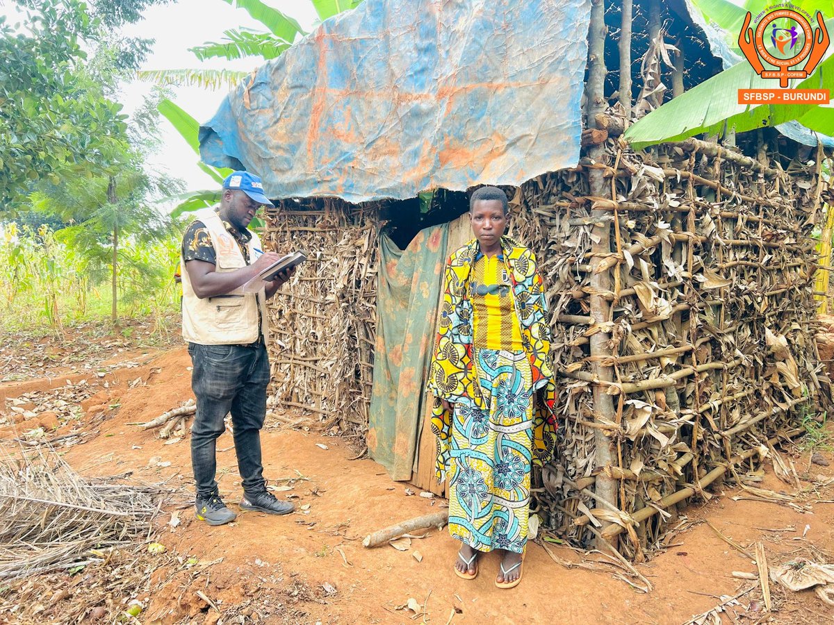 SFBLSP_BURUNDI's tweet photo. 1/5Suite ô pluies ayant frappé ds ls communes de #Kirundo, #bugabira et #Busoni,la #SFBSP a mené une évaluat° ds besoins ds victimes de ce désastre et a organisé une distribut° ds kits ANA,d'hygiène&amp;de dignité ô386 ménages issues de cs communes respectives le 19,21&amp;25 juin 2025 https://t.co/aZQTgmwWcj