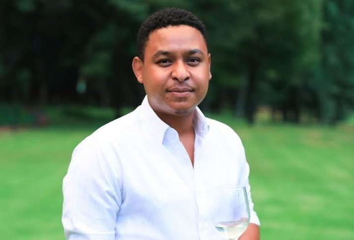 Musa_Khawula's tweet image. Khanya Mkangisa's boyfriend and baby's father Desmond Williams is cheating on her.
A look inside some of the messages exchanged between Khanya Mkangisa's baby's father Desmond Williams and his side chick.