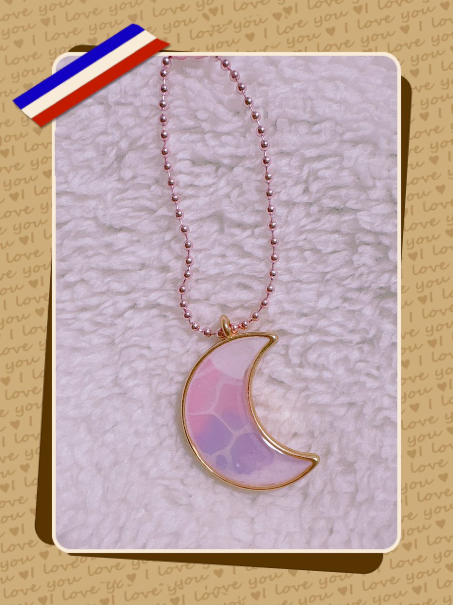 姫様の新衣装予想は絵が描けないからできないけど……
ちょっとお祭りに混ざったつもりの寂しいヤツですw

初挑戦だったけど、レジンで水面がうまく表現できた気がする☺️