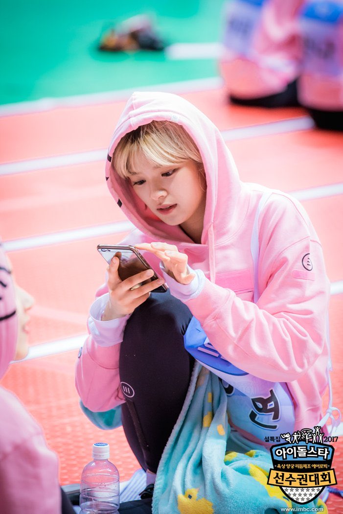 #JEONGYEON