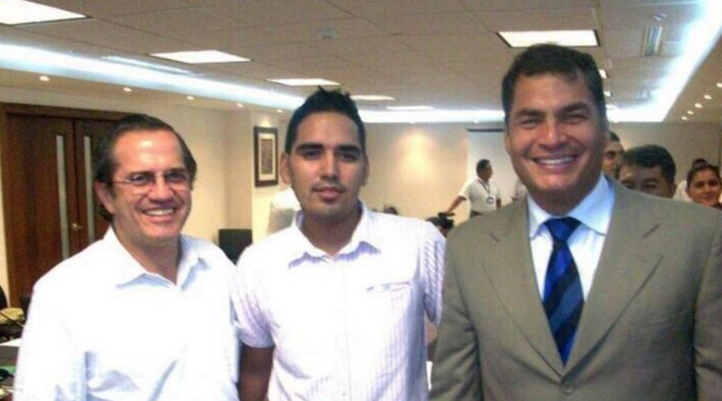 Quien de foto con sinvergüenza sabe, de vergüenza habla 😒

#RulayConCurul