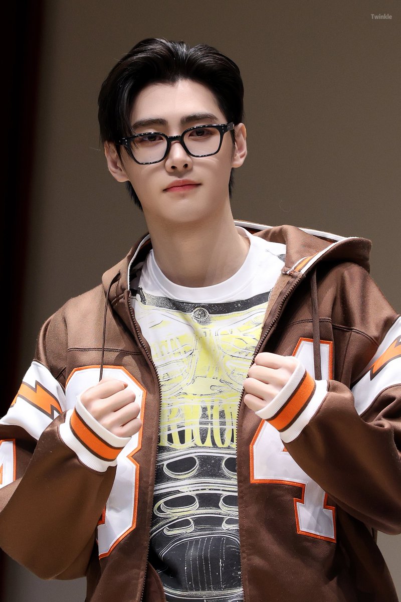 250626
#엔하이픈 #성훈  
#ENHYPEN #SUNGHOON