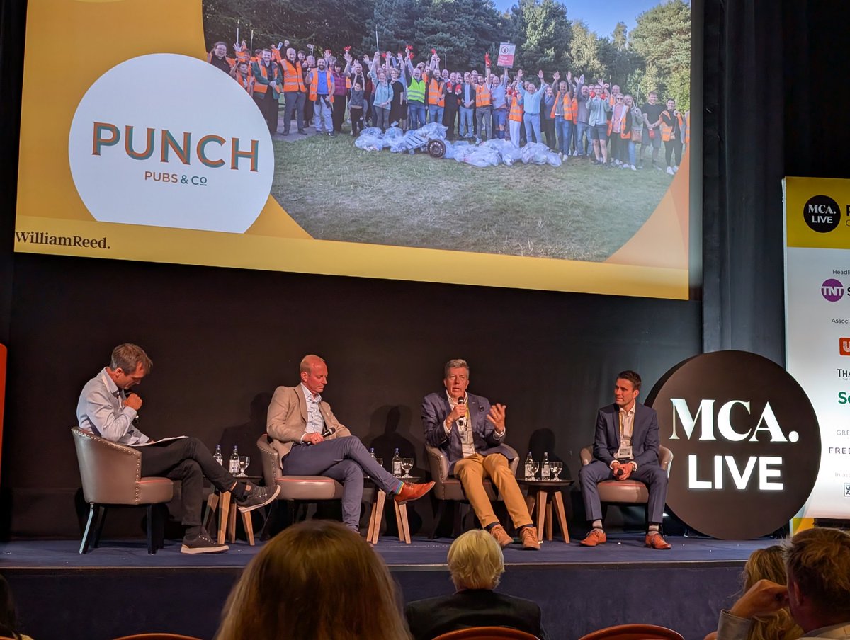 SimonChaplinCCo's tweet photo. Excellent pub conference @mcainsight today. Lots of interesting content and positivity in the room.  Finished off with @theLOUNGERS Alex Reilly, with his insight into the recent deal and the future. https://t.co/HY46BBBJRh