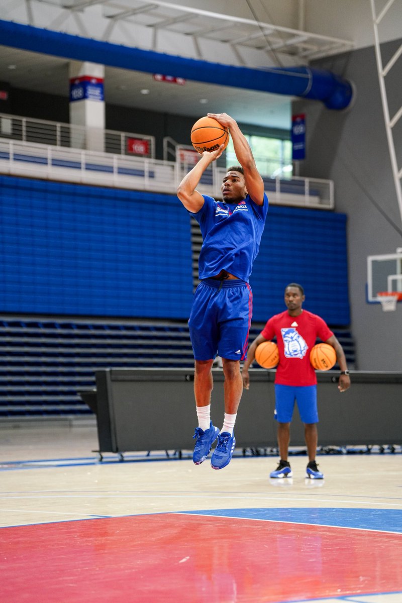 UWG_MBB's tweet image. Back to the lab again 🧪

#WeAreOne