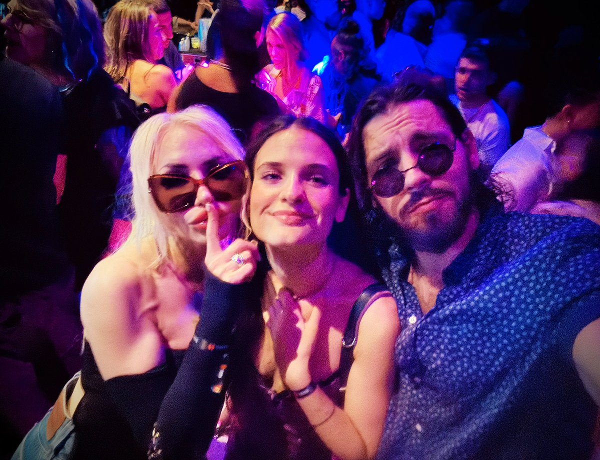 Christiano Co๐ino ๐ดโโ ๏ธ HeyChristiano.eth ๐ช๐ธ๐ธ (@heychristiano) on Twitter photo Why do I always get stuck
talking to the most beautiful,
powerful women at the party?
S/o to my favorite MOB bosses,
<a href="/ZironiVioletta/">Violetta Zironi ๐</a> & <a href="/EmilyLazar_SM/">Emily Lazar</a>
What are you naming this band? ๐ Why do I always get stuck
talking to the most beautiful,
powerful women at the party?
S/o to my favorite MOB bosses,
<a href="/ZironiVioletta/">Violetta Zironi ๐</a> & <a href="/EmilyLazar_SM/">Emily Lazar</a>
What are you naming this band? ๐