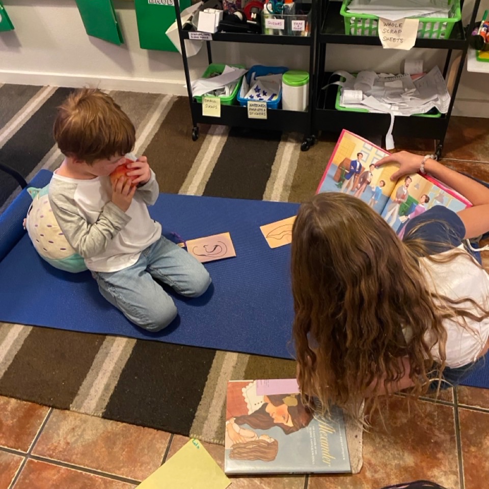 AA_NW_Austin's tweet image. At Acton Academy Northwest Austin, mixed-age interaction builds a unique learning community. Older learners mentor, younger ones inspire, and everyone grows through collaboration, leadership, and shared discovery. 🤝🌟 #AANWA #MixedAgeLearning #LearnerDriven