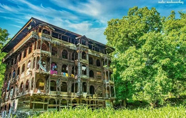 MaqsoodMuntzir's tweet image. OLDEST HOUSE IN #LEEPA VALLEY AJK