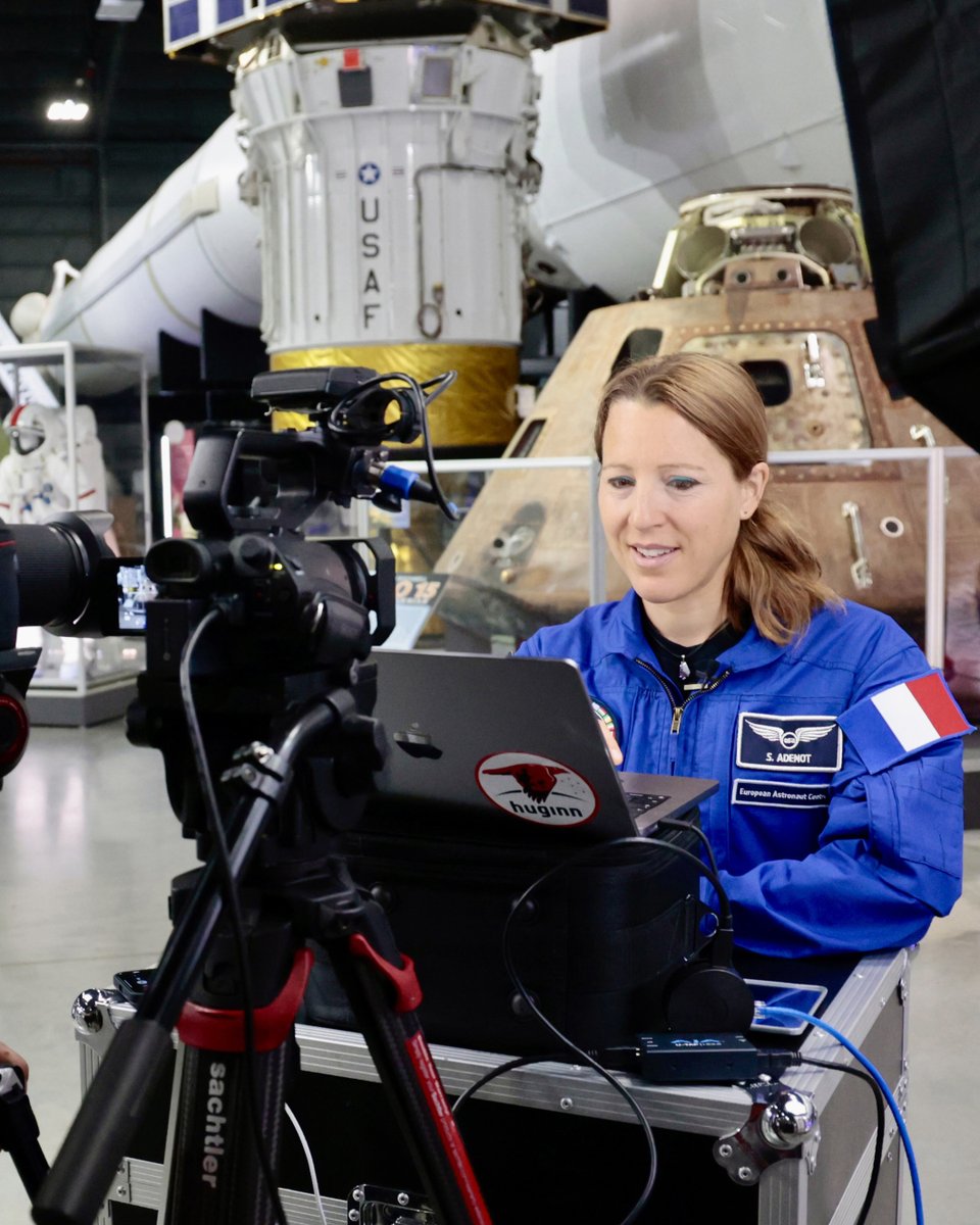 Soph_astro's tweet image. Friday, 20 June 2025. I'm in Dayton, Ohio, as part of my training with NASA…
It’s 4 a.m. and the National Museum of the U.S. Air Force (@AFmuseum) is opening its doors just for me – a huge thank you 🙏 A bit later that morning, I’ll be live with the #SalonduBourget to reveal the…