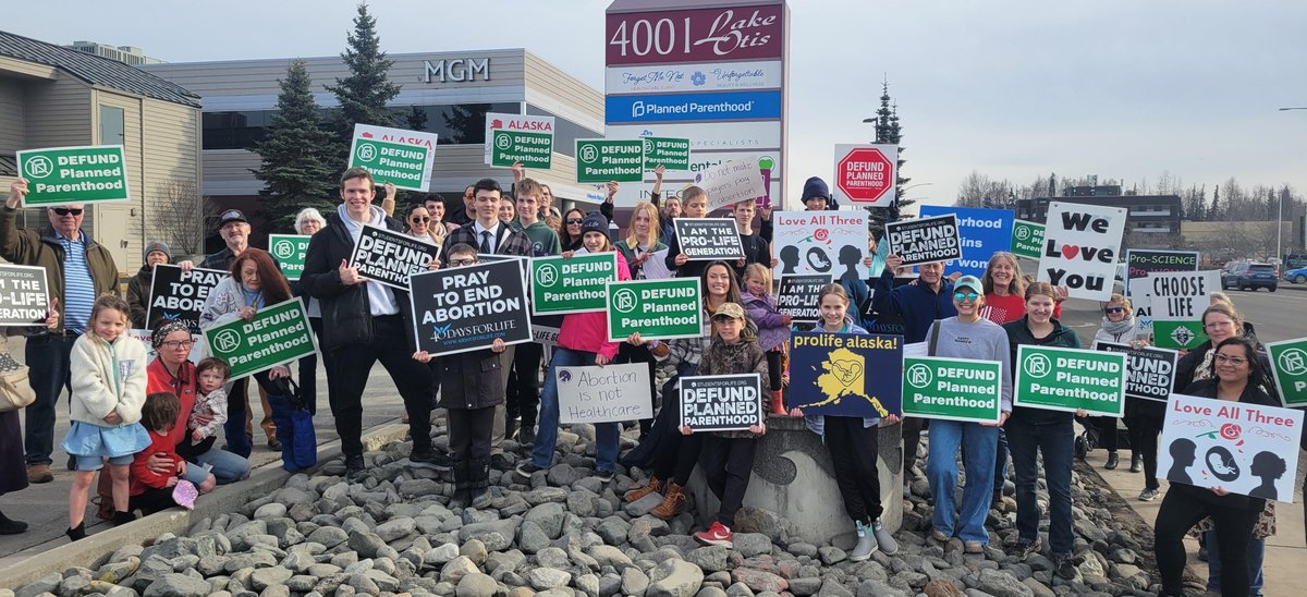 ProLifeAction's tweet photo. Pro-life victory in Medina v. Planned Parenthood! SCOTUS ruled 6-3 today that states can block the nation's largest abortion chain from receiving taxpayer funds through Medicaid. https://t.co/BsRvGZZbto