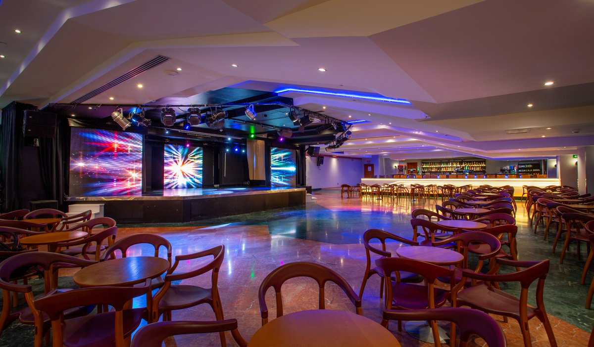 Grab a drink and enjoy a show in our new look Moonlight Bar,  whilst the little ones are in the cinema club.