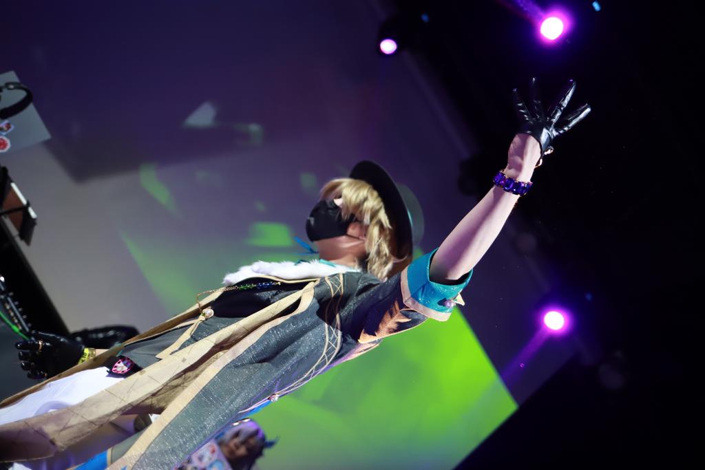 안녕하세요 영상에 나온 어벤츄린입니다

뭐야 저 왜 나와요

이번 아니쿠레 입원이라 못 가서 통한의 피눈물을 쏟아내고 있단 말이다!!!!!!