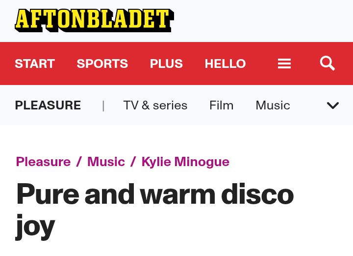 'In the first song Kylie sits on a trapeze in the middle of a diamond hologram.
The response is insane.
It sounds like everyone, or at least most, in the audience has just gotten married. Or received the best Christmas present of their lives back in June'
#TensionTour'