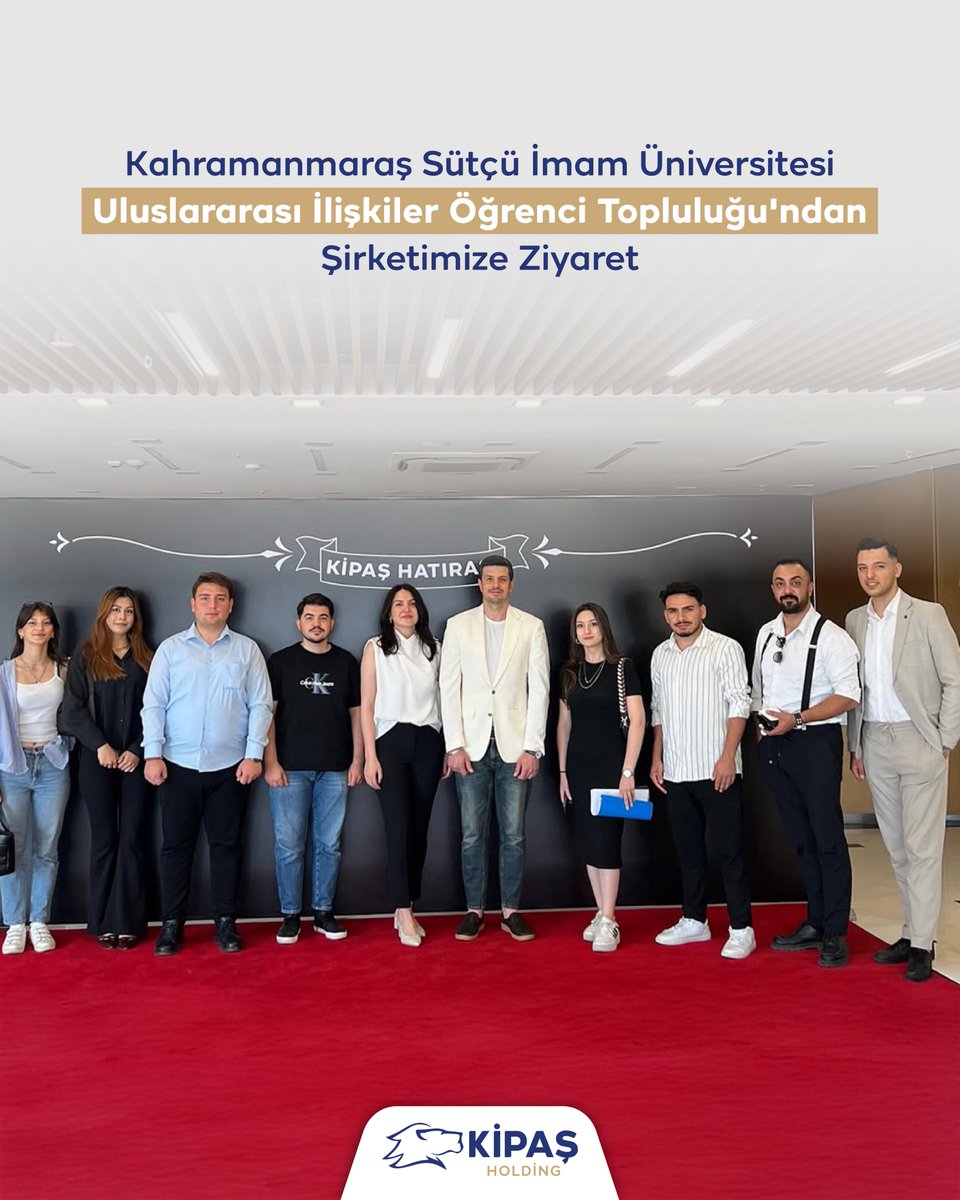 Kahramanmaraş Sütçü İmam Üniversitesi Uluslararası İlişkiler Öğrenci Topluluğu Üyeleri, Kipaş Holding Yönetim Kurulu Üyemiz ve aynı zamanda İstiklal Spor Basketbol Şube Başkanı Sayın Hikmet Gümüşer'i makamında ziyaret etti.

#ksü #ögrenci #ziyaret